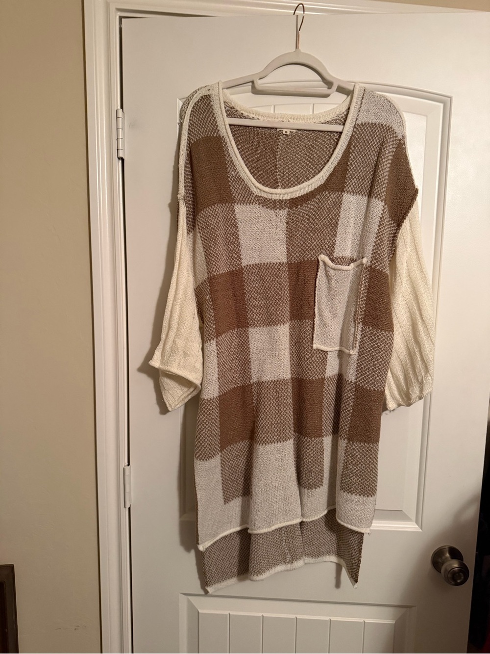 POL Size S Oversized Plaid Check Tunic Sweater Brown Cream Hi-Low Boho Pocket